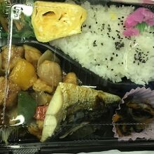 朝食の弁当