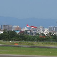 駅ホームから眺めた宮崎空港