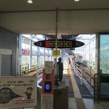 空港至近の宮崎空港駅