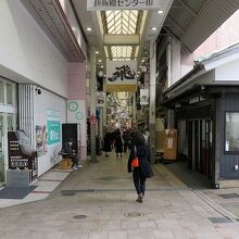 「近鉄奈良」駅方面に向かいます