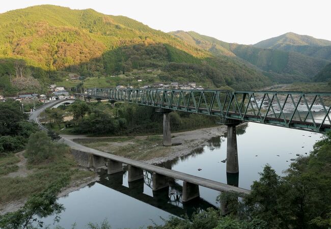 三島という中州に架かる二つの沈下橋