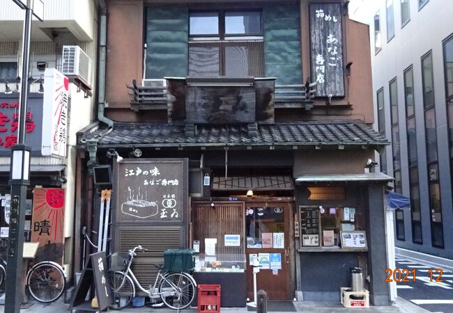 建物の外観からは、あまり高級店とは思えませんが・・・。