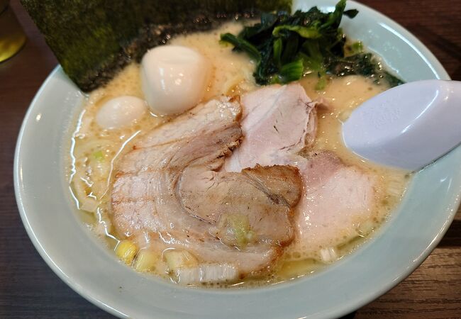 横浜家系ラーメン 魂心家 福山店