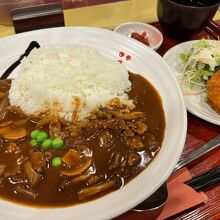 この日の日替わりはハヤシライス