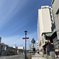 青森観光物産展アスパムのすぐ前