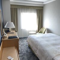 お洒落な感じでベットが広かったです。