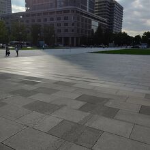 東京駅丸の内駅前広場