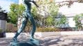 「讃歌」と「躍進」でペアだと思います