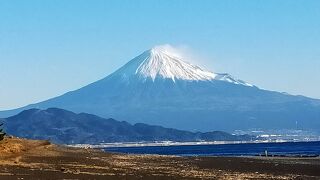 リベンジ成功。晴れた富士と青い海は最高の組み合せ