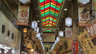 観光客が多い市場