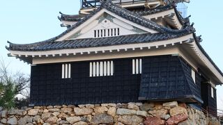 野面積みの石垣