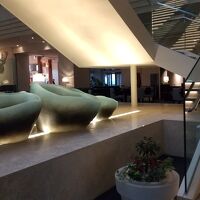 フロントロビー