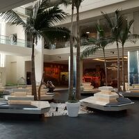 フロントロビー