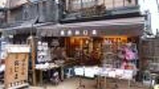 浅草に2店舗を持つ江戸切子のお店です