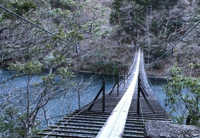 夢の吊り橋をめぐる散策路