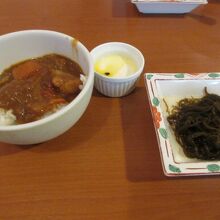 辛いカレーが美味しい