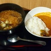 立ち食い蕎麦屋でカレー。