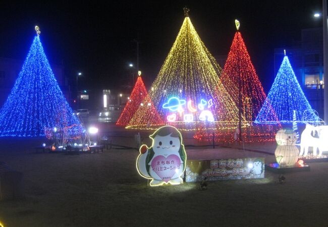 伊勢崎駅傍で楽しめる、結構迫力あるイルミネーションです