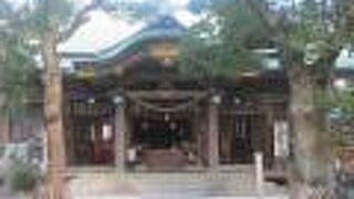 境内に色々な見どころが満載の神社です