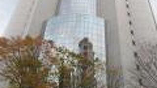 香林坊に建ってます