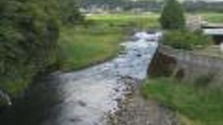 源流は根子岳山中です。