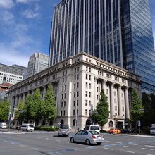 明治生命館の外観