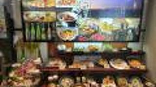 窓際だと夜景も楽しめます