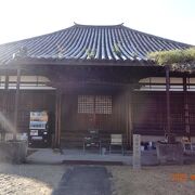 奈良町にあるお寺です。