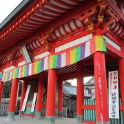 どこか世俗的な雰囲気のお寺