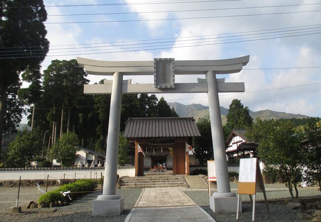 白蛇神社 阿蘇白水龍神權現 クチコミ アクセス 営業時間 阿蘇 フォートラベル
