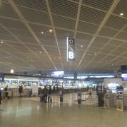 成田空港に行くときは朝が早い