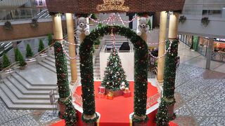 阪急宝塚駅前の商業施設