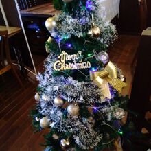 クリスマスツリーで癒されます