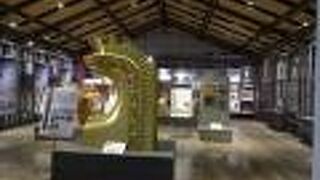 三連休の翌日の火曜日に訪問しました。