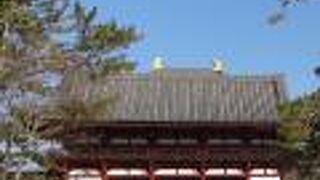 この門から東大寺の中に入ることはできません。