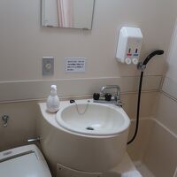 ユニットバスは狭い