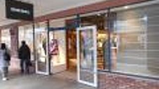 イタリアンカジュアルファッションブランドショップ