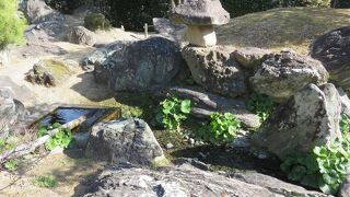 緑色片岩を多用して・・・