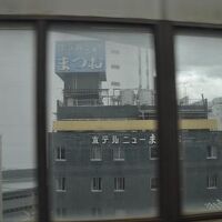 新幹線ホームから見えます。