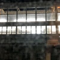 客室からは新幹線ホームが見えました