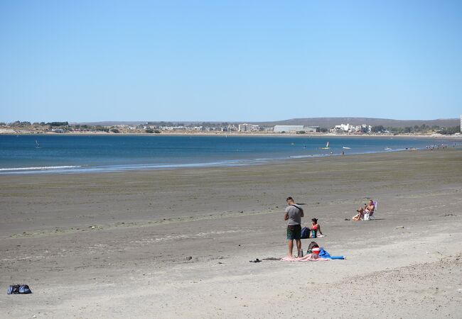 プエルト マドリン海岸