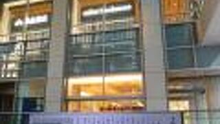 室町テラスに案内板が