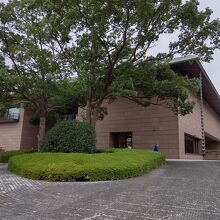茨城県近代美術館の外観