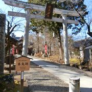 小諸城の本丸だった場所にある神社です。