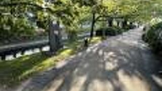 彫刻がいっぱい