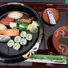 中にぎり１，７００円