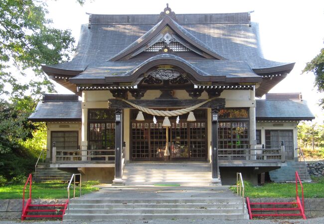 静内神社