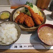 カキフライ、大きくて濃厚でおいしかったぁ