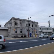 旧川崎第百銀行水戸支店から100年以上経過する建物