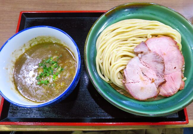 A restaurant specializing in Tsukemen, with a long line of customers every day